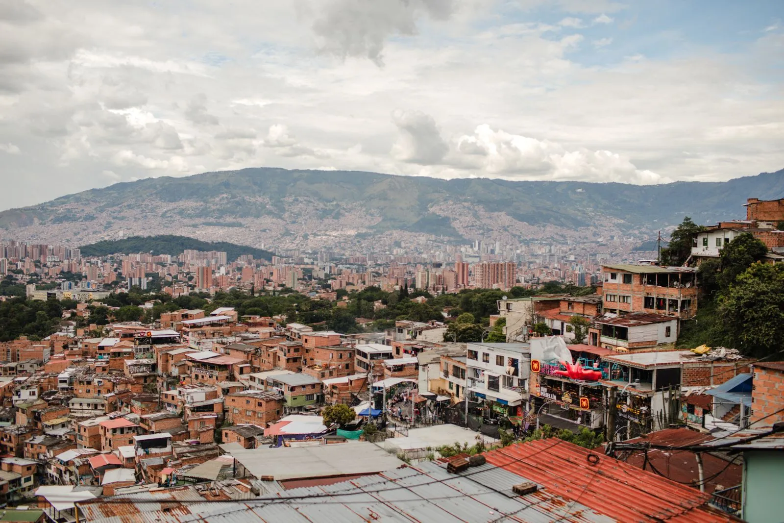 Unidades residenciales y empresas